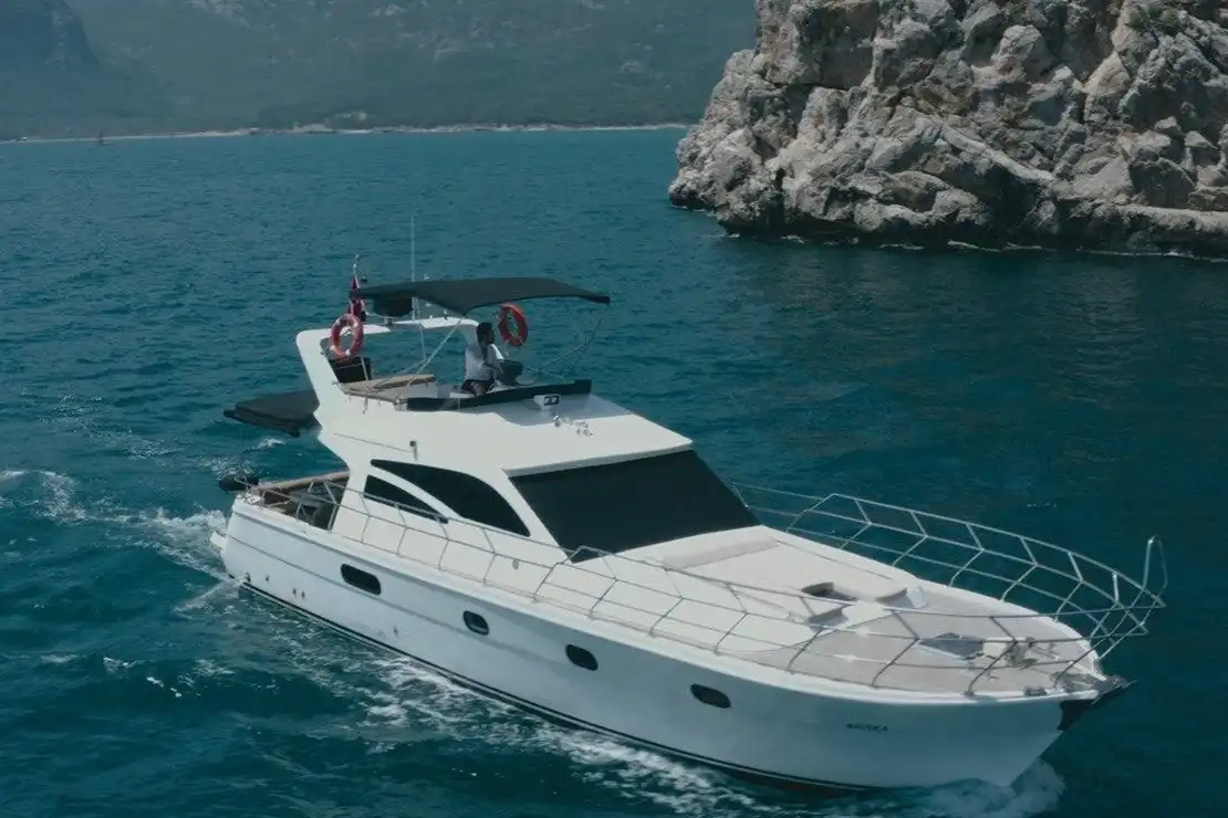 Antalya Yacht Rental 17m Motor Yacht 52